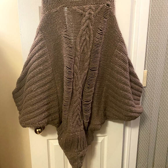 Elizabeth And James NWT $500 Cocoon Oatmeal Sweater/Cardigan - Picture 4 of 12